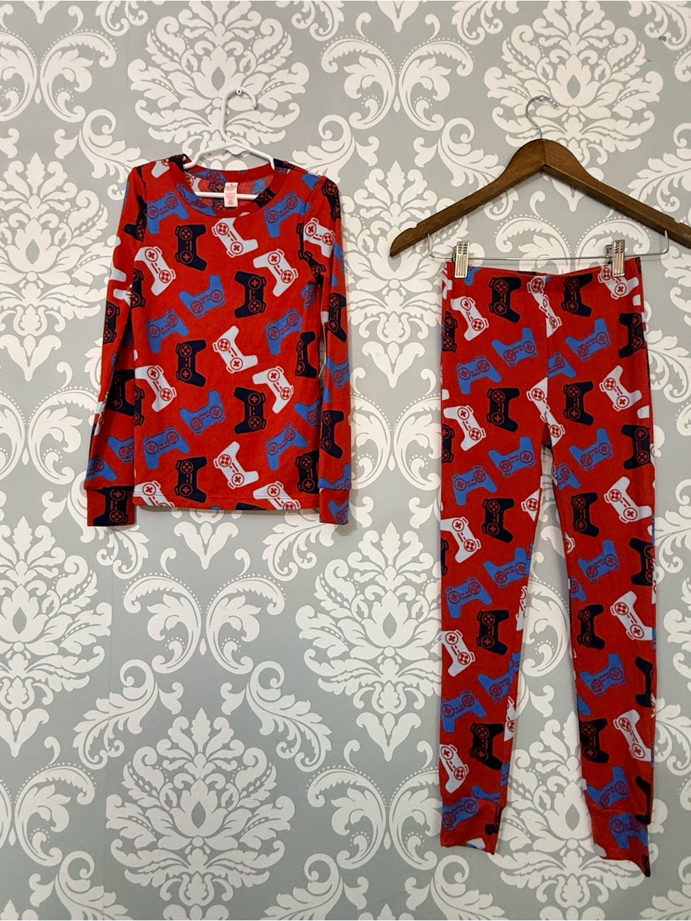 💫4/$25 • Joe Fresh Red Video Game Controller Pajama Set